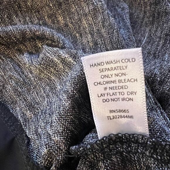 Tildon Ripple Textured Gray / Silver Semi Sheer Tank Top Black Trim Deep V XS - Picture 9 of 10